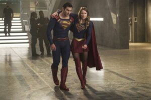 tyler hoechlin s superman supergirl for season 2 finale - Tout Superman est dans Mag Of Steel