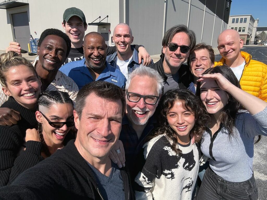 David Correnswet (Superman), Nicholas Hoult (Lex Luthor), Edi Gathegi (Mister Terrific), Terence Rosemore (Otis), Peter Safran, Skyler Gisondo (Jimmy Olsen), Anthony Carrigan (Metamorpho), Sara Sampai (Eve Teschmacher), María Gabriela de Faría (The Engineer), Nathan Fillion (Guy Gardner), James Gunn, Isabela Merced (Hawkgirl) et Rachel Brosnahan (Lois Lane).