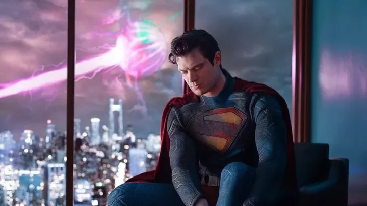 Première image officielle de David Corenswet en costume de Superman